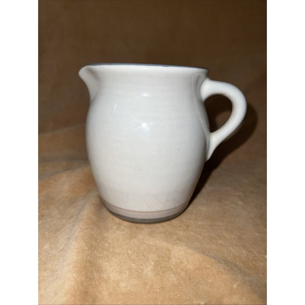 Pfaltzgraff Creamer Lg Stoneware,‎ Folk Art Pattern 024 IvoryUSA Vintage